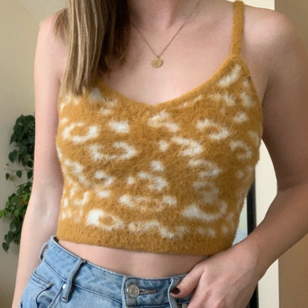 Animal print crop top